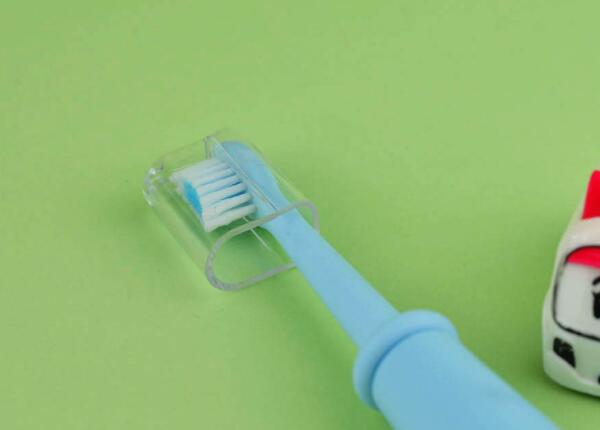 兒童電動牙刷選擇：兒童電動牙刷這樣選！不怕寶寶刷不好牙！