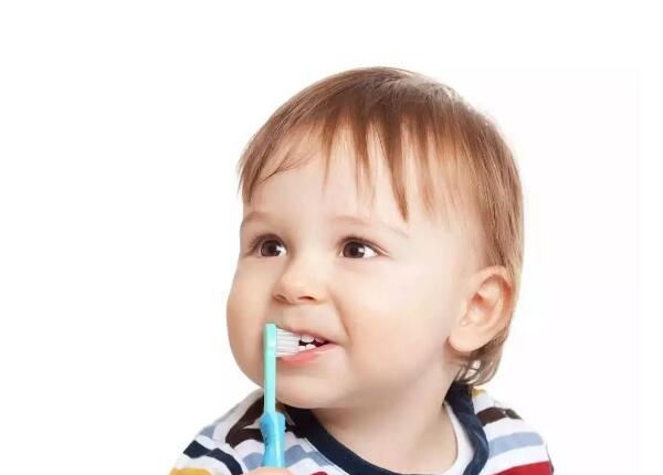 傳言：兒童使用電動牙刷有弊端！真相究竟是什么？