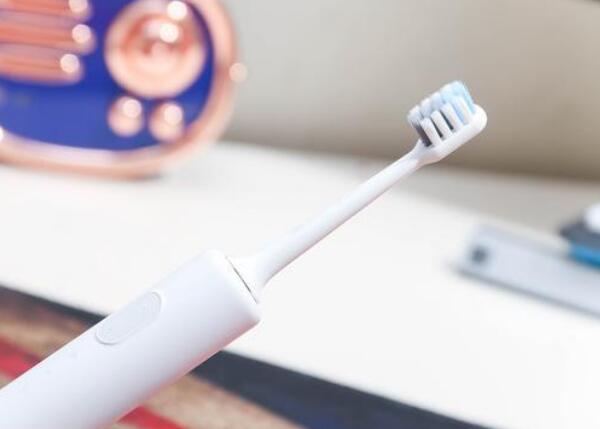 電動(dòng)牙刷正常價(jià)格是多少？從入門到高端，揭秘牙刷市場行情